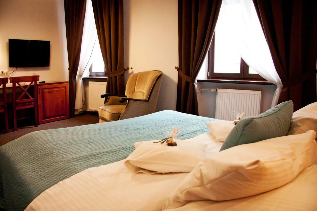 Hotel Pod Orlem Torun Exterior photo